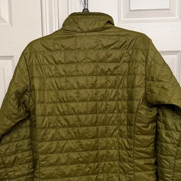 PATAGONIA Men's Nano Puff Jacket in Pond Green Sz S - NWOT!! - Picture 7 of 10